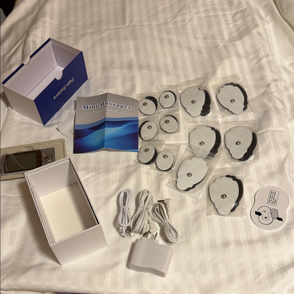 Handheld Electronic Massager with Multiple Electrode Pads - White/Black - Picture 10 of 13